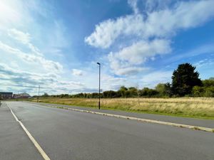 Photo 32- click for photo gallery